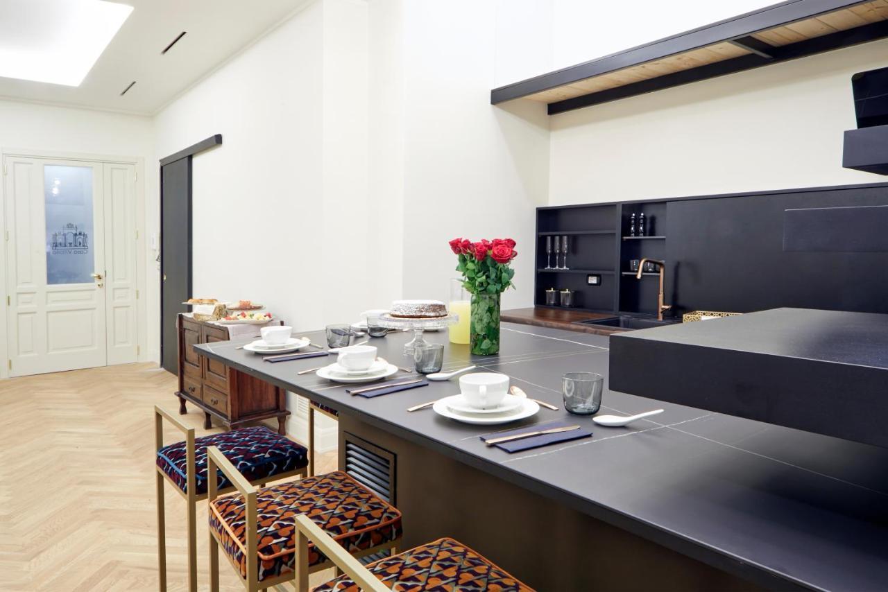 Casa Vittoria - Santa Lucia Alojamento de Acomodação e Pequeno-almoço Nápoles