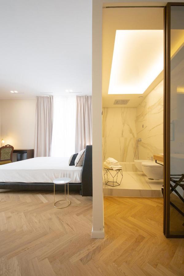 Bed and breakfast Casa Vittoria - Santa Lucia 2*